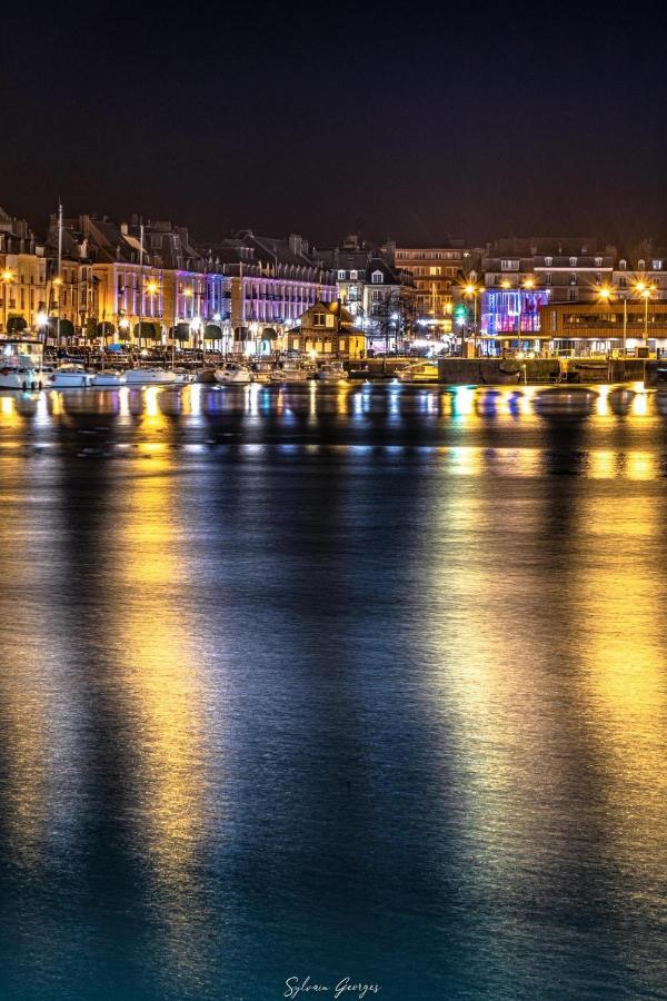 Avec Jardinet Sans Vis A Vis Plein Centre Ville Au Rdc 350M De La Plage Dieppe Eksteriør bilde